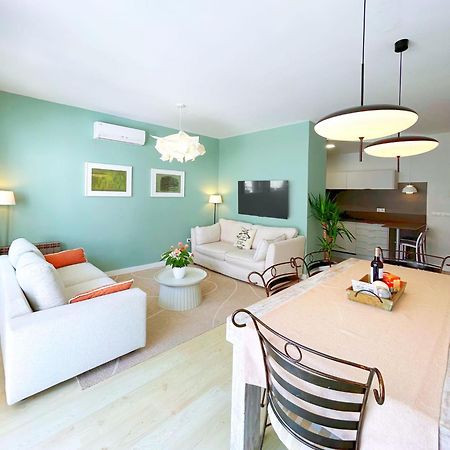 Abbott Apartment - 1 Min From The Beach - 100M2 - Sleeps 8 Sitges Exteriér fotografie