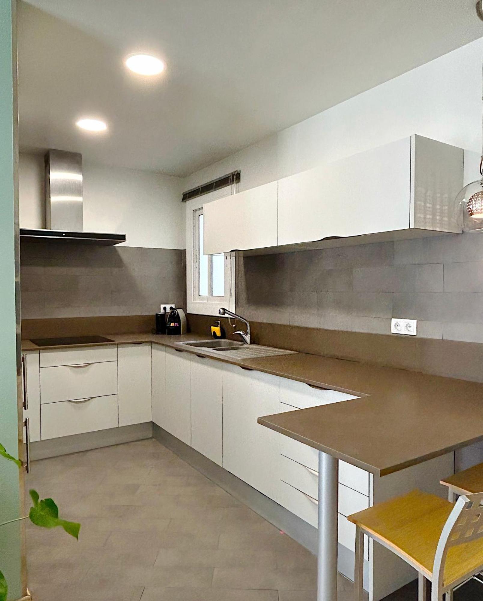 Abbott Apartment - 1 Min From The Beach - 100M2 - Sleeps 8 Sitges Exteriér fotografie