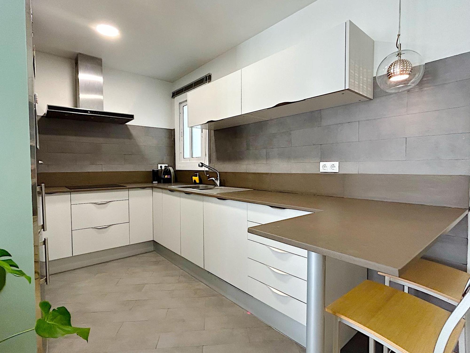 Abbott Apartment - 1 Min From The Beach - 100M2 - Sleeps 8 Sitges Exteriér fotografie