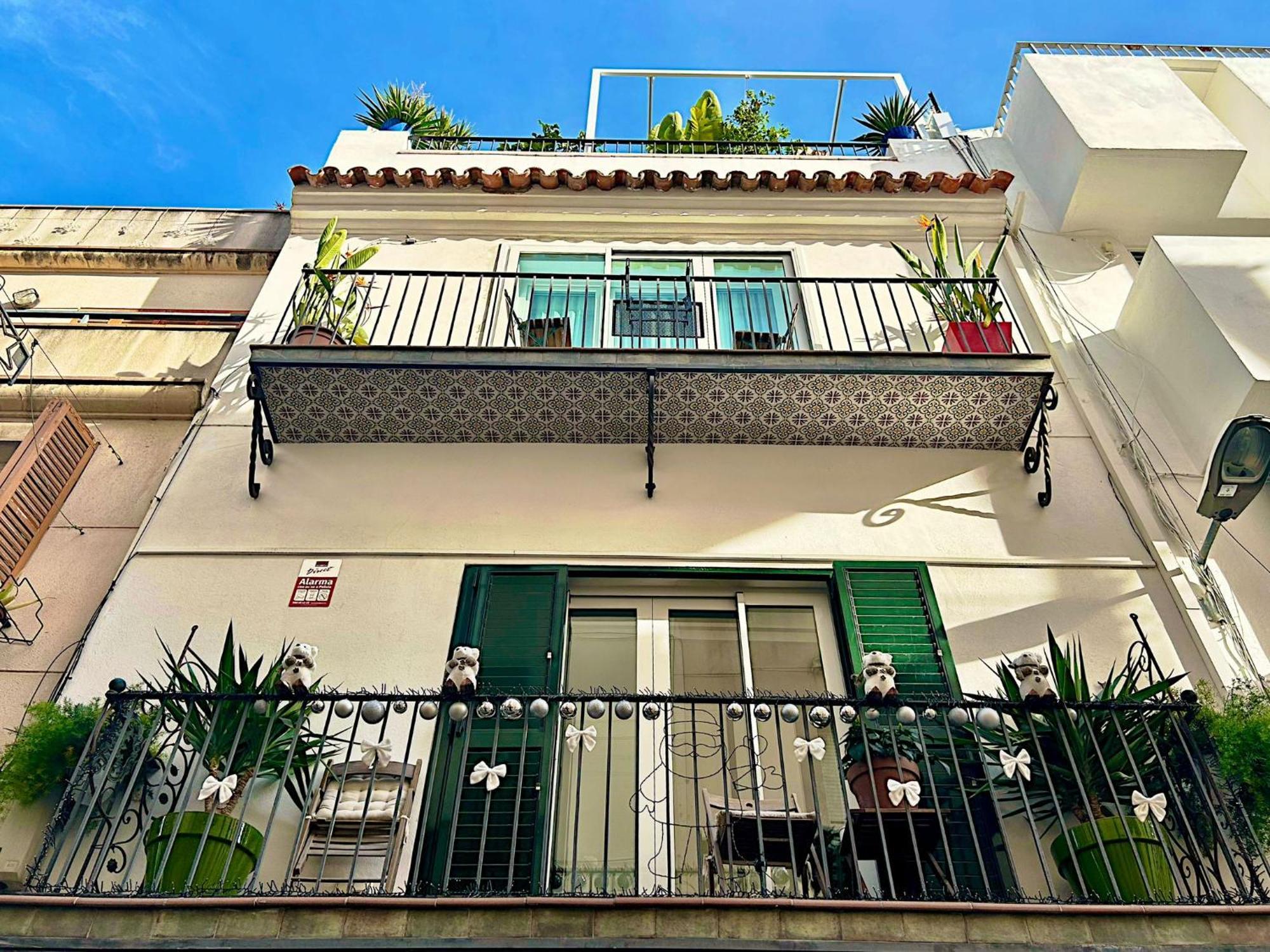 Abbott Apartment - 1 Min From The Beach - 100M2 - Sleeps 8 Sitges Exteriér fotografie